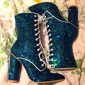 Cape Robbin Mermaid Glitter Booties 💚💙